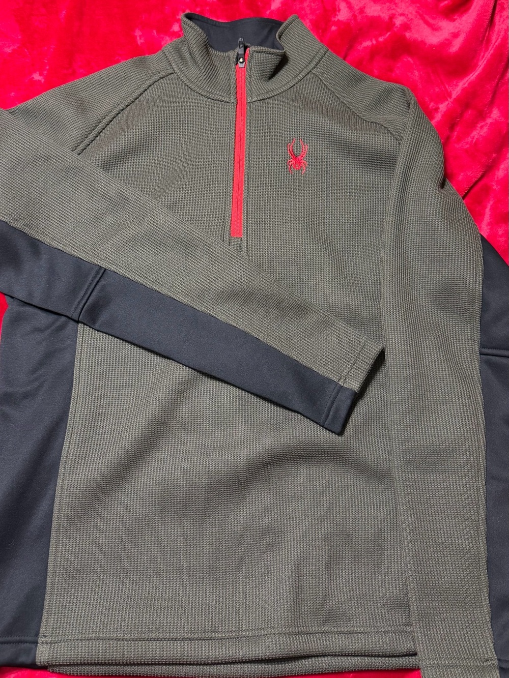 Spyder pull over jacket #327